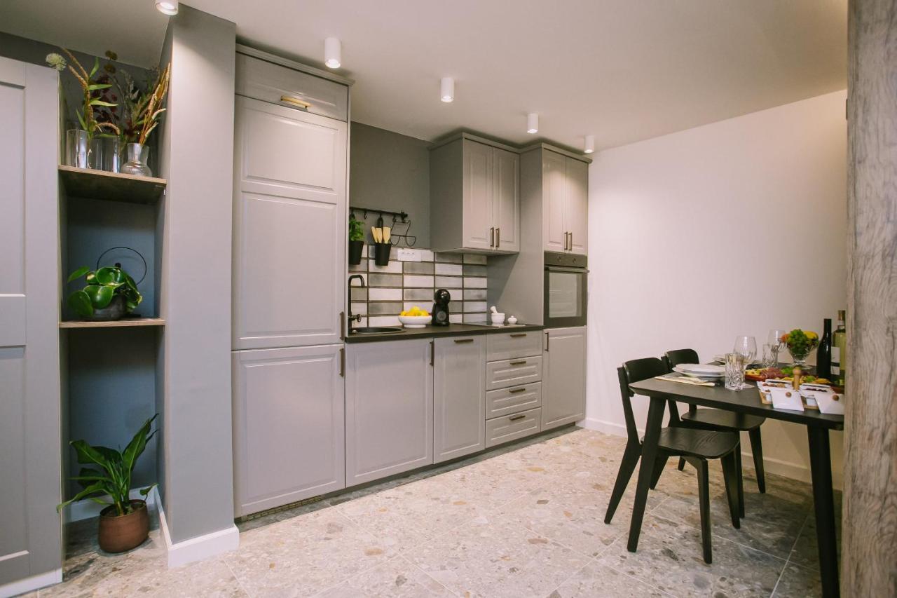 Apartments Toni Сплит Экстерьер фото
