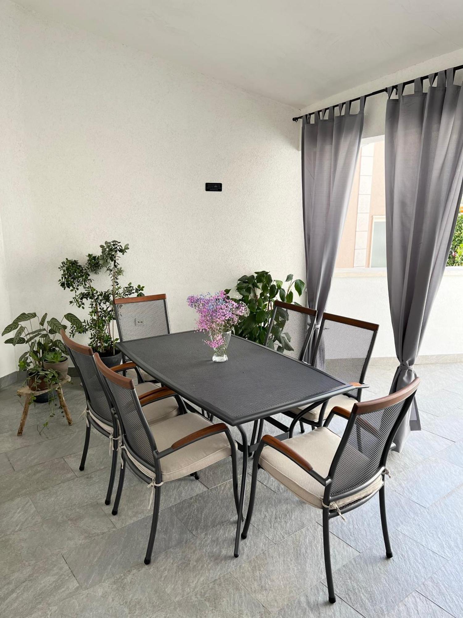 Apartments Toni Сплит Экстерьер фото